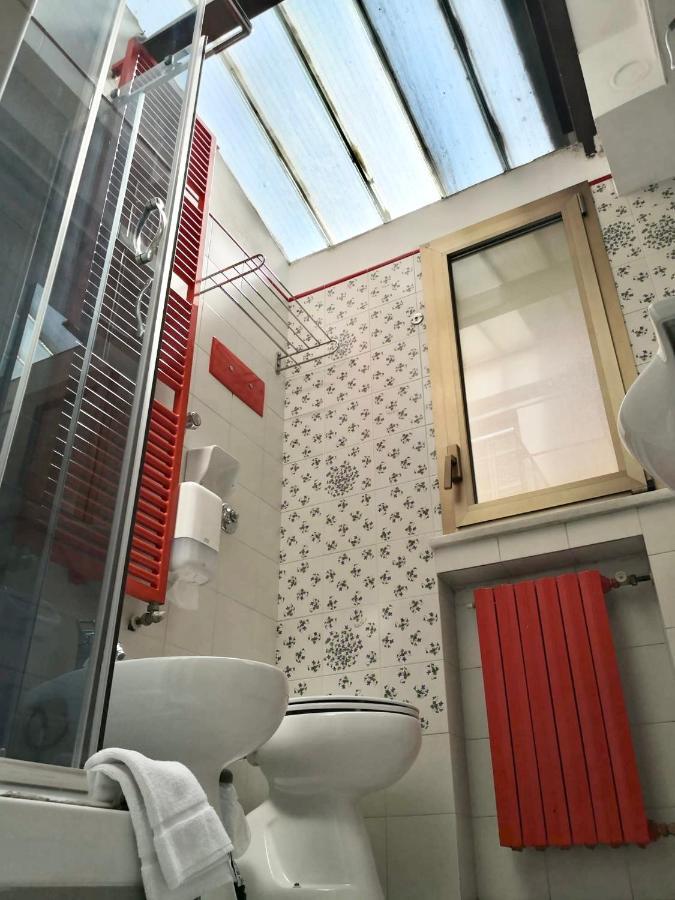 8- Tourist House Bologna - Light House - Self Check-In Daire Dış mekan fotoğraf
